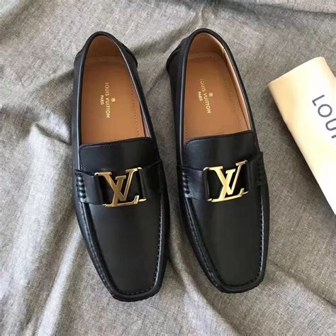 louis vuitton sapato masculino|Sapatos Masculinos de Luxo: Botas, Tênis e Sociais .